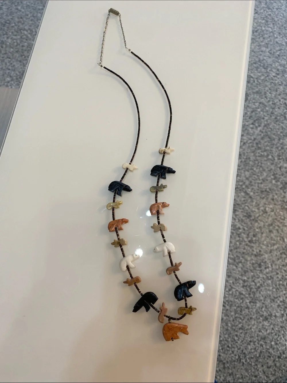 Vintage stone necklace animal carved - Picture 2 of 7